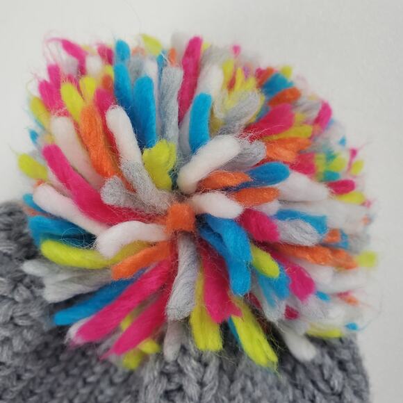 Great Northern Knit Gray PomPom Beanie Cap Fold Over Hat Youth 4/6X - Picture 2 of 4